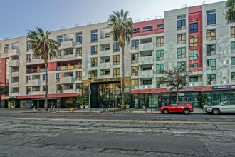 1234 Wilshire Blvd in Los Angeles, CA - Building Photo - Building Photo