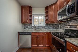 529 Fox Run Ln in Carmel, NY - Building Photo - Building Photo