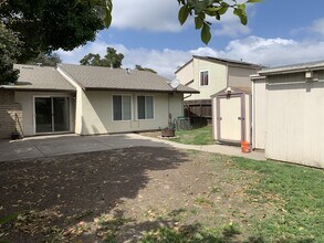 6904 Sumter Quay Cir in Stockton, CA - Building Photo - Building Photo
