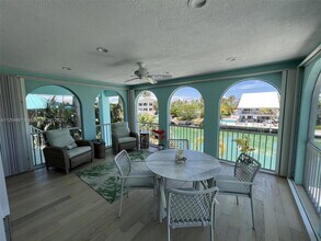 124 Indies Dr S in Duck Key, FL - Building Photo - Building Photo