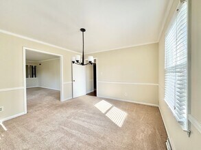 6206 Buckhorn Rd in Greensboro, NC - Building Photo - Building Photo