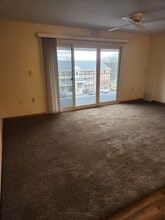 200 Independence Ln in Butler, PA - Foto de edificio - Building Photo