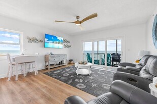 205 Jimmy Buffett Mem Hwy in Satellite Beach, FL - Building Photo