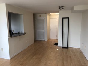 20 Chestnut St-Unit -606 in Cambridge, MA - Foto de edificio - Building Photo