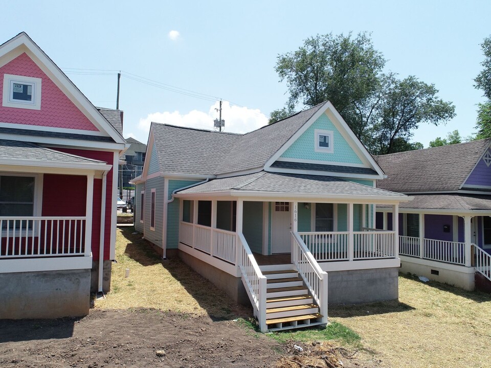 1616 Forest Ave in Knoxville, TN - Building Photo