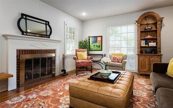 5122 W Amherst Ave in Dallas, TX - Building Photo - Building Photo