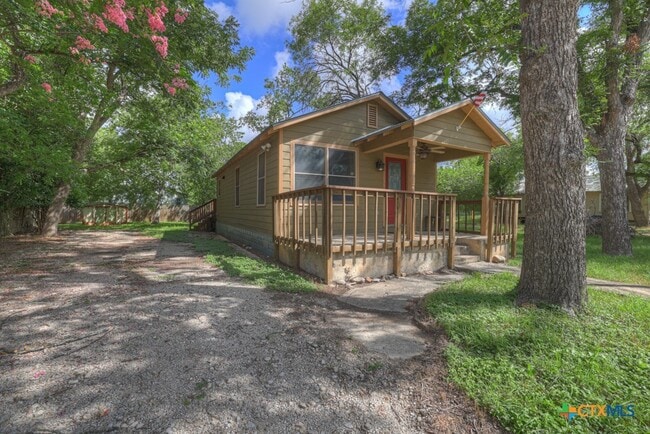 property at 1630 Katy St