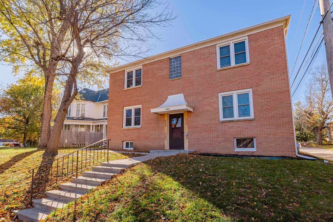 1425 S 11th St in Lincoln, NE - Building Photo