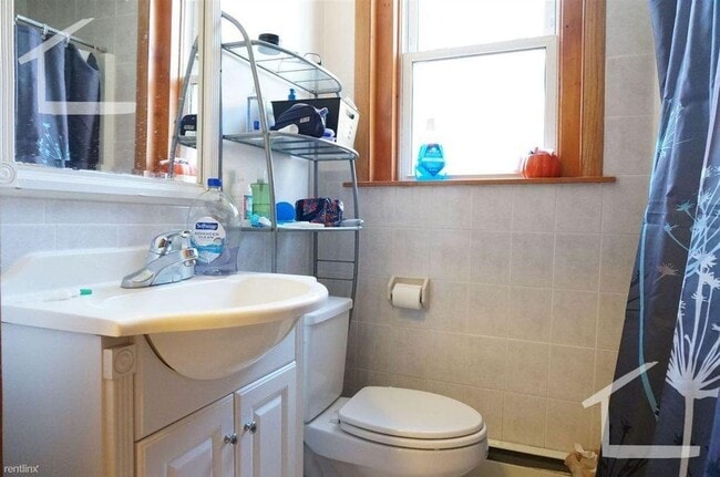 157 Thorndike St in Brookline, MA - Building Photo - Building Photo