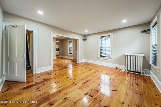 703 Scott St in Stroudsburg, PA - Building Photo - Building Photo