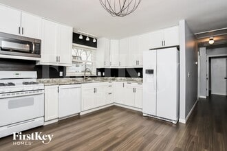 1366 Brandywine Ln in St. Peters, MO - Foto de edificio - Building Photo