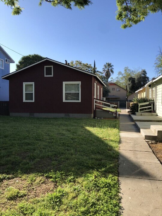 681 High St in Oroville, CA - Building Photo