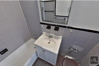 EAST 58th STREET, Unit 1C in New York, NY - Building Photo - Building Photo