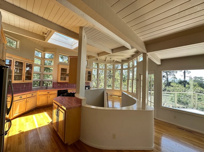 3300 7th Pl in Carmel By The Sea, CA - Building Photo - Building Photo