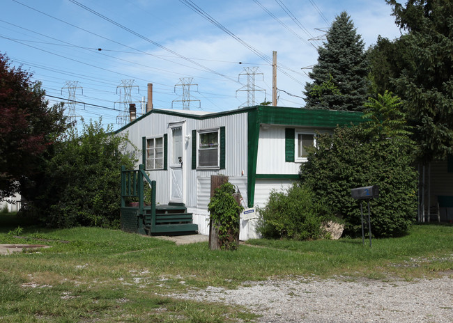 Courtyard Mobile Home Park