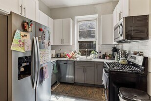 1345 N Maplewood Ave in Chicago, IL - Building Photo