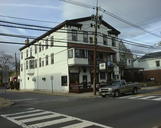 2661 Main St in Lawrenceville, NJ - Foto de edificio - Building Photo