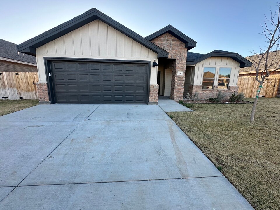 5407 Lamont Ave in Odessa, TX - Building Photo