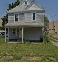 128-130 W 22nd St in Lorain, OH - Building Photo