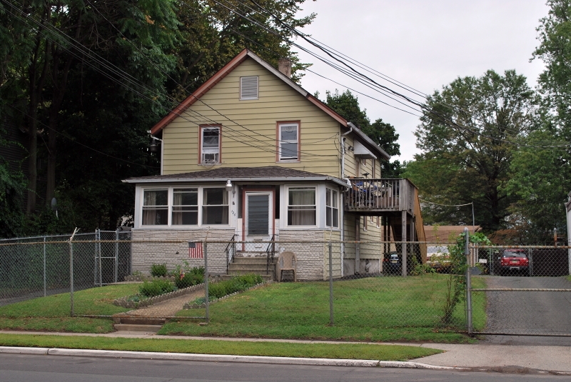 126 North Ave in Dunellen, NJ - Building Photo