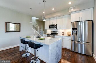 1200 Staples St NE in Washington, DC - Building Photo - Building Photo