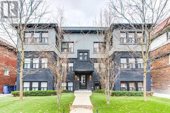 property at 27-27 Sherwood Ave