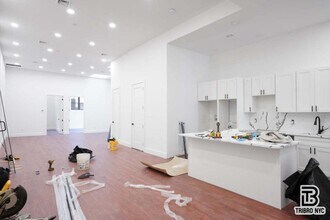 217 S 4th St in Brooklyn, NY - Building Photo - Building Photo