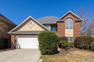 100 Canterbury Cir in Madison, AL - Building Photo