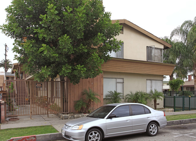 6422 Seville Ave in Huntington Park, CA - Building Photo - Building Photo