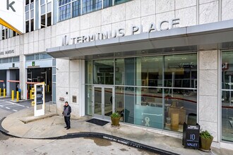 10 Terminus Place in Atlanta, GA - Building Photo - Building Photo