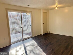 19205 Misty Meadow Terrace in Germantown, MD - Building Photo - Building Photo