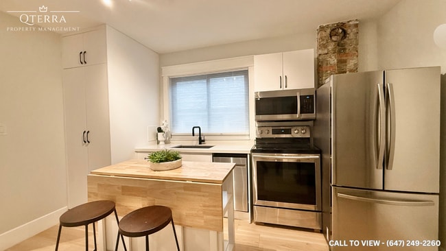 property at 251 Silverthorn Av