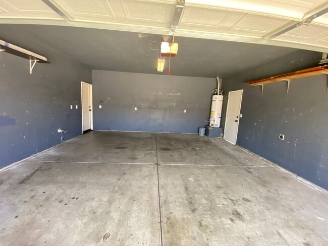 1158 Dolcetto Ct in Tulare, CA - Building Photo - Building Photo