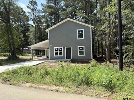 305 Post Oak Dr in Bullard, TX - Building Photo
