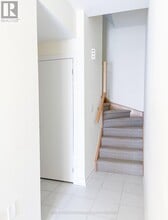 590 N Service Rd in Hamilton, ON - Building Photo - Building Photo