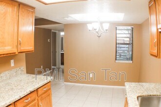 2146 W Isabella Ave in Mesa, AZ - Building Photo - Building Photo