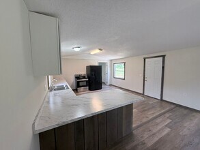 3545 Fords Mill Rd in Versailles, KY - Building Photo - Building Photo