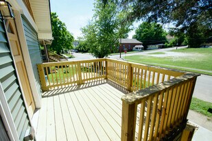 2404 Jefferson Ave in Knoxville, TN - Building Photo