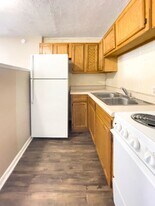 2808 S Brotherton St in Muncie, IN - Building Photo