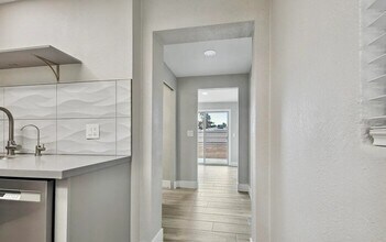 2068 E Howe Ave in Tempe, AZ - Building Photo - Building Photo