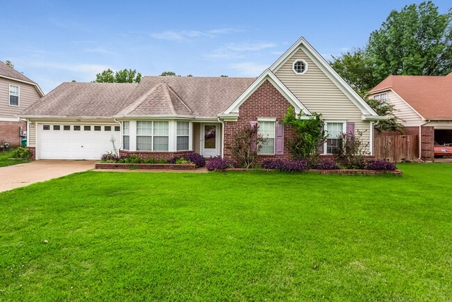 7141 Creekside Dr in Olive Branch, MS - Building Photo - Building Photo