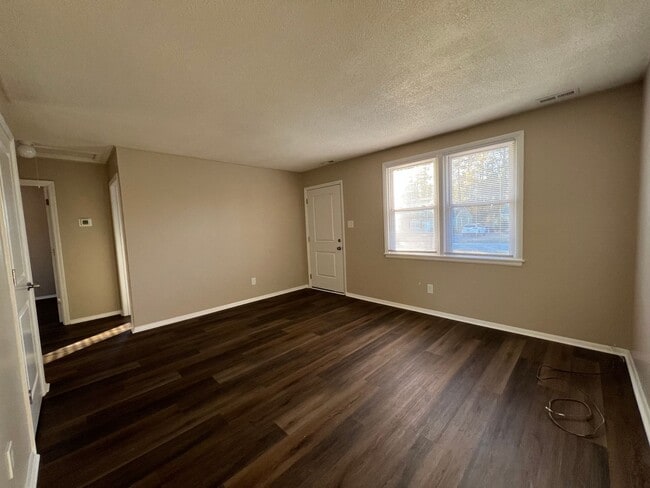 1228 Davis St in Jacksonville, NC - Building Photo - Building Photo