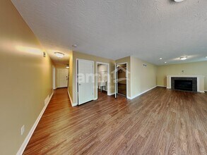 2251 Custer Ln in Fort Wright, KY - Foto de edificio - Building Photo