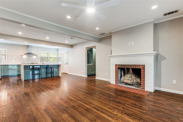 2638 Burlington Blvd in Dallas, TX - Building Photo - Building Photo