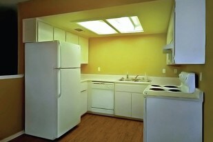 The Lincoln in Clovis, CA - Building Photo