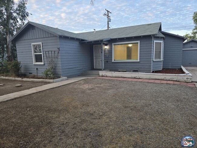 1036 Ross Ave in El Centro, CA - Building Photo - Building Photo