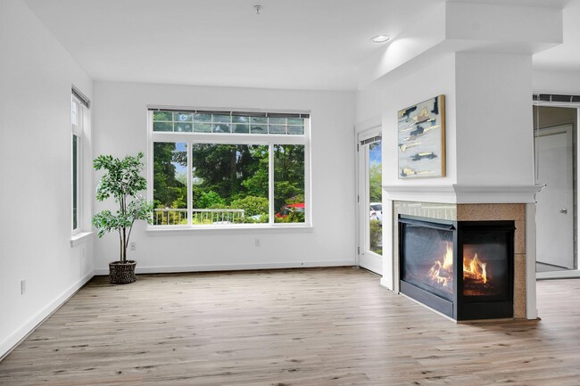3500 E Lake Sammamish Pky SE, Unit 6101 in Sammamish, WA - Foto de edificio - Building Photo