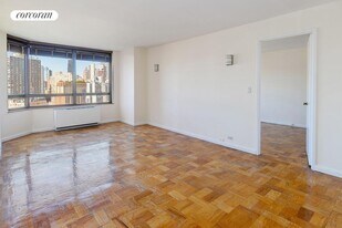 630 1st Ave in New York, NY - Building Photo