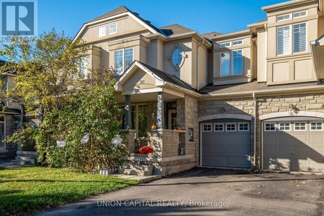 property at 8 Stookes Crescent