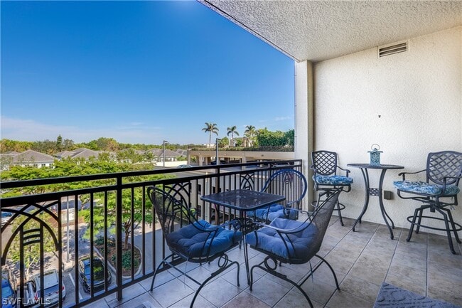 property at 9115 Strada Pl
